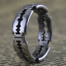 Load image into Gallery viewer, British Steel Razor Ring