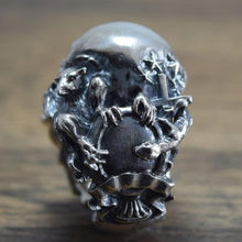 Load image into Gallery viewer, Skull Ring
